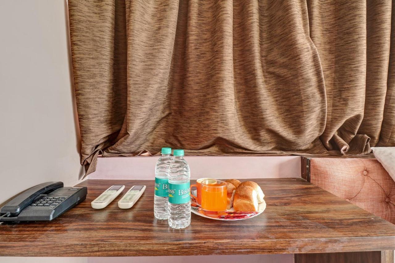 Townhouse Oak Dreamland Suites Yelahanka Esterno foto