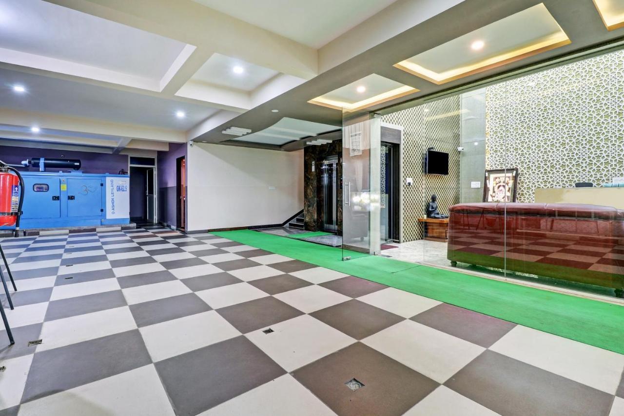 Townhouse Oak Dreamland Suites Yelahanka Esterno foto
