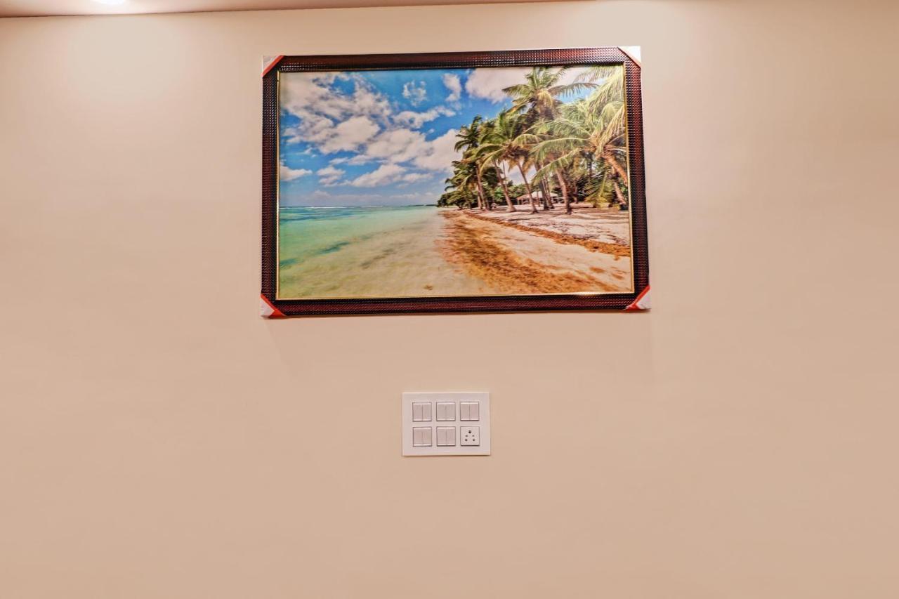 Townhouse Oak Dreamland Suites Yelahanka Esterno foto