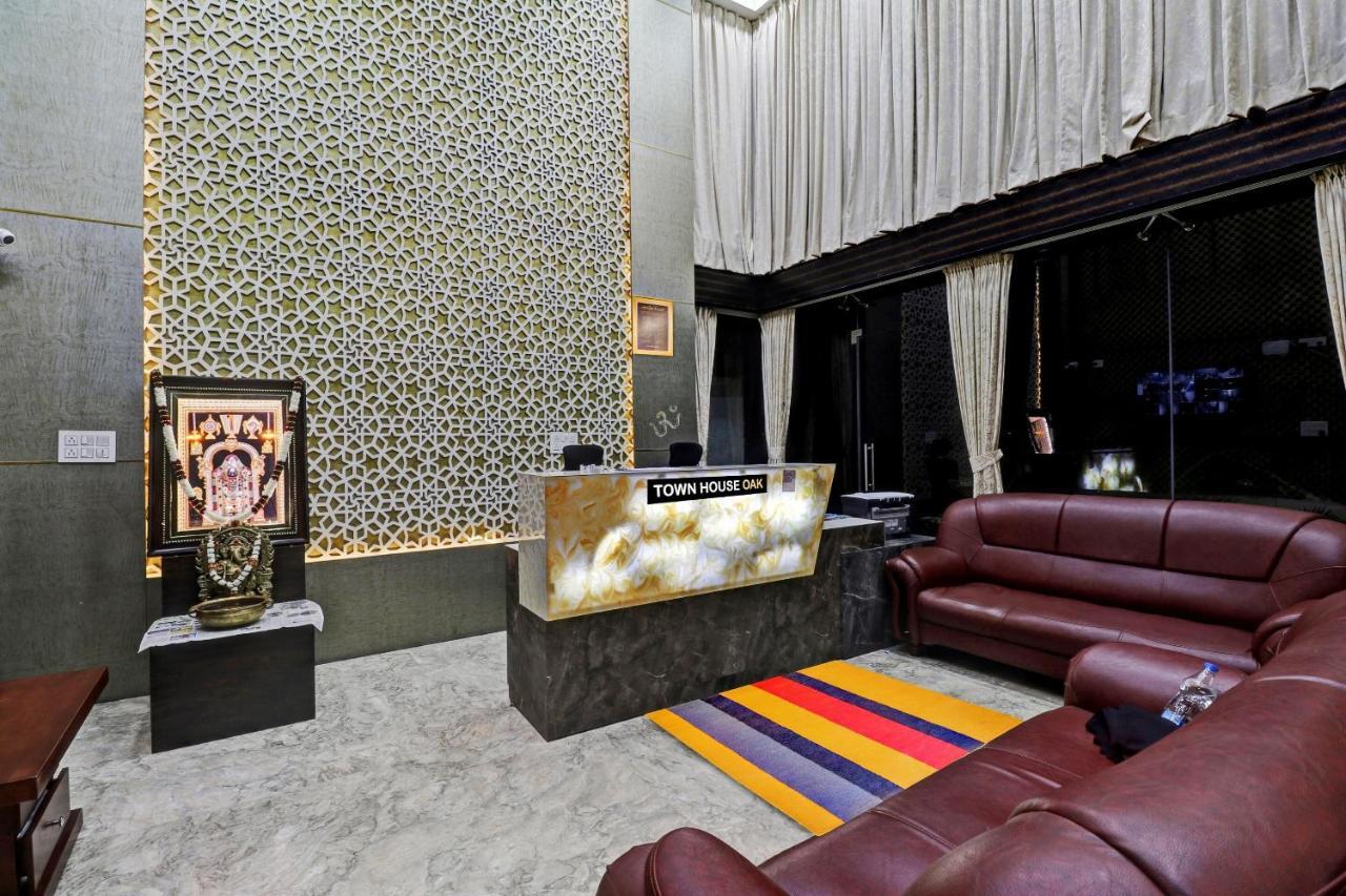 Townhouse Oak Dreamland Suites Yelahanka Esterno foto