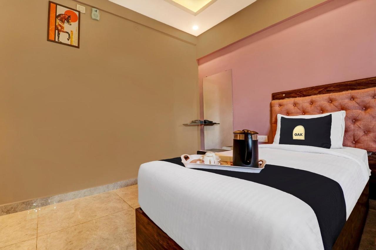 Townhouse Oak Dreamland Suites Yelahanka Esterno foto